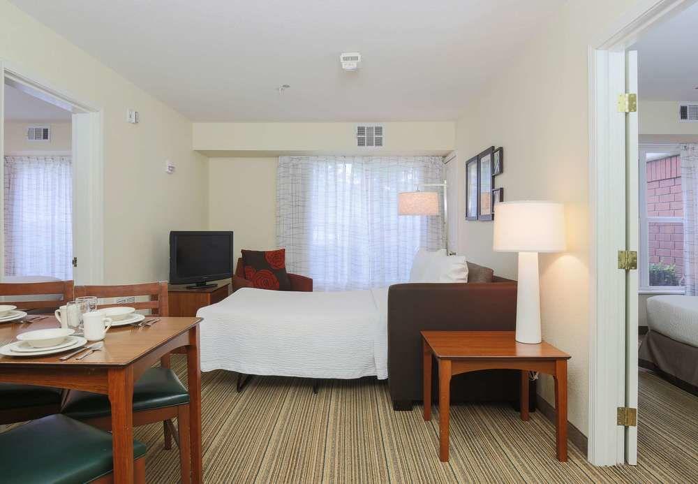 Residence Inn By Marriott Salinas Monterey Exterior photo