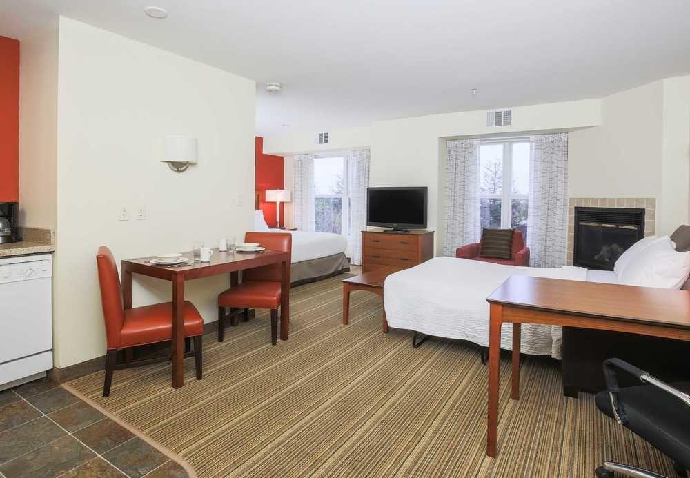 Residence Inn By Marriott Salinas Monterey Exterior photo