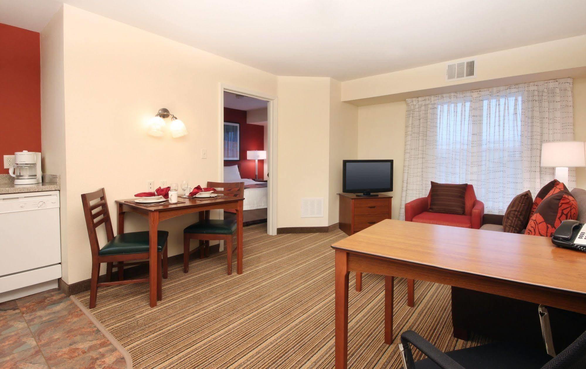 Residence Inn By Marriott Salinas Monterey Exterior photo
